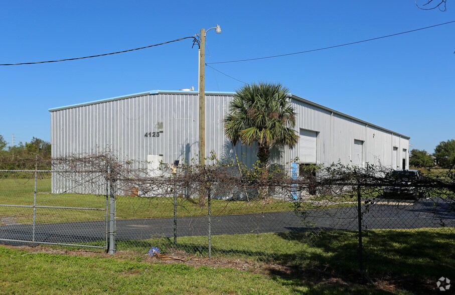 4125 5th St, Kissimmee, FL à vendre - Photo principale – Image 1 sur 4