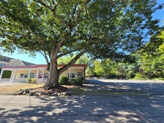 Plus de détails pour 64 Bay Spring Ave, Barrington, RI - Local commercial à vendre