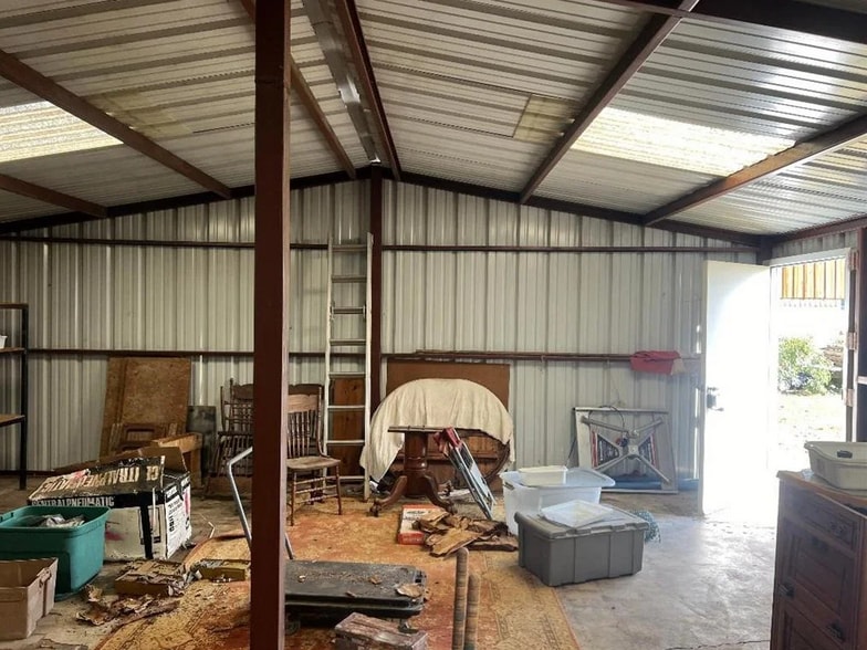 804 S Bosque St, Whitney, TX à vendre - Photo intérieure – Image 3 sur 6