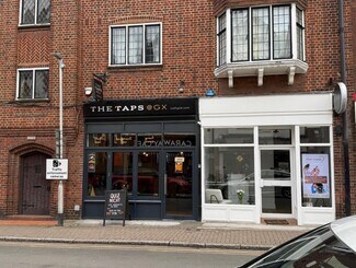 Plus de détails pour 14 Station Rd, Gerrards Cross - Local commercial à louer