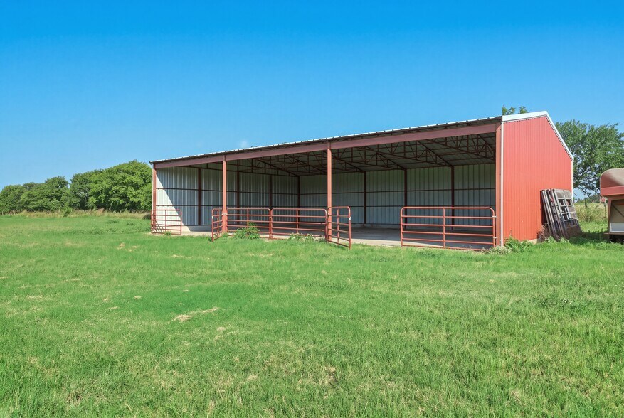 2632 Howell Dr, Venus, TX à vendre - Photo de l’immeuble – Image 3 sur 29