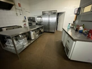 Plus de détails pour Local commercial à louer