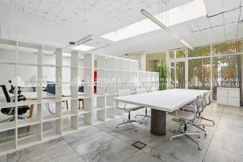 Bureau dans Levallois-Perret à louer - Photo de l’immeuble – Image 3 sur 8