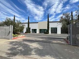 Plus de détails pour 7500-7536 Tyrone Ave, Van Nuys, CA - Industriel/Logistique à vendre