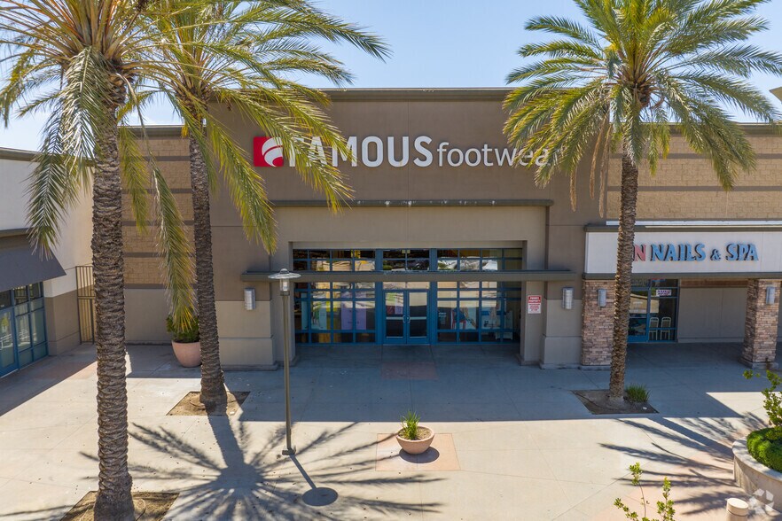 1167-1169 S Sanderson Ave, Hemet, CA à vendre - Photo de l’immeuble – Image 3 sur 7