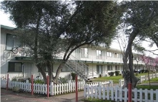 Plus de détails pour 6601 44th St, Sacramento, CA - Logement à vendre