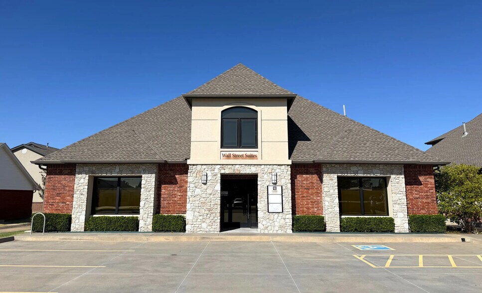 920 Wall St, Norman, OK à louer - Photo de l’immeuble – Image 1 sur 8