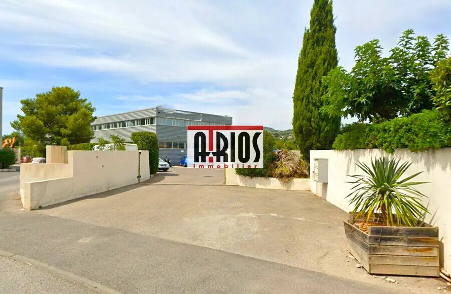 Bureau dans Six-Fours-les-Plages à louer - Photo de l’immeuble – Image 1 sur 8