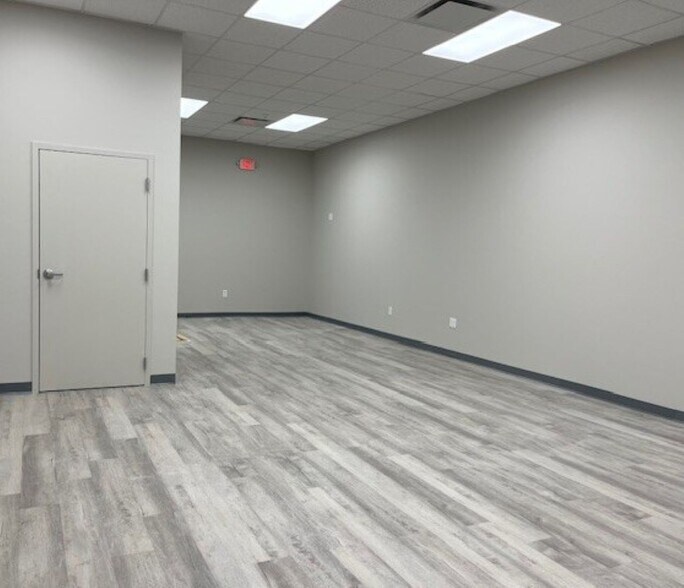 1211 16th St NE, Hickory, NC à louer - Photo de l’immeuble – Image 3 sur 5