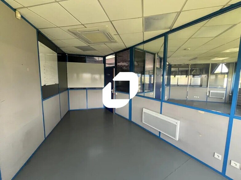 Bureau dans Lens à louer - Photo de l’immeuble – Image 3 sur 7