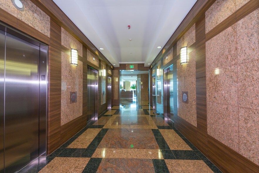 980 Hammond Dr NE, Atlanta, GA à louer - Photo intérieure – Image 3 sur 16