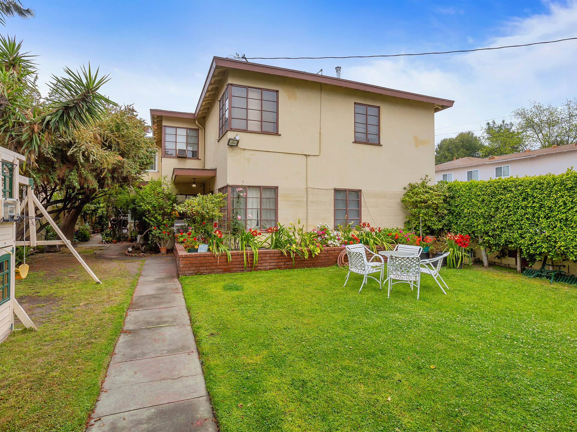 5337 Bellingham Ave, Valley Village, CA à vendre Photo principale– Image 1 sur 58