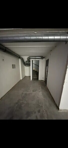 Local commercial dans Boulogne-Billancourt à louer - Photo de l’immeuble – Image 3 sur 6