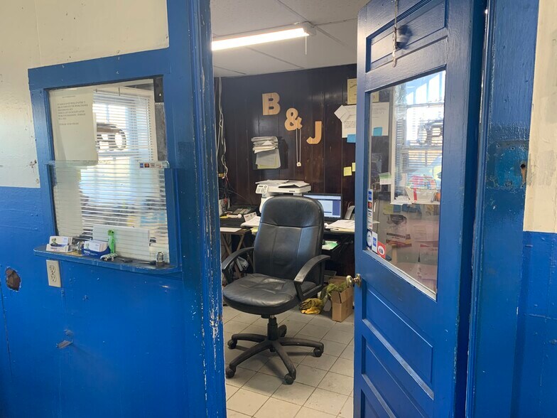 585 Park Ave, Worcester, MA à louer - Photo de l’immeuble – Image 2 sur 6