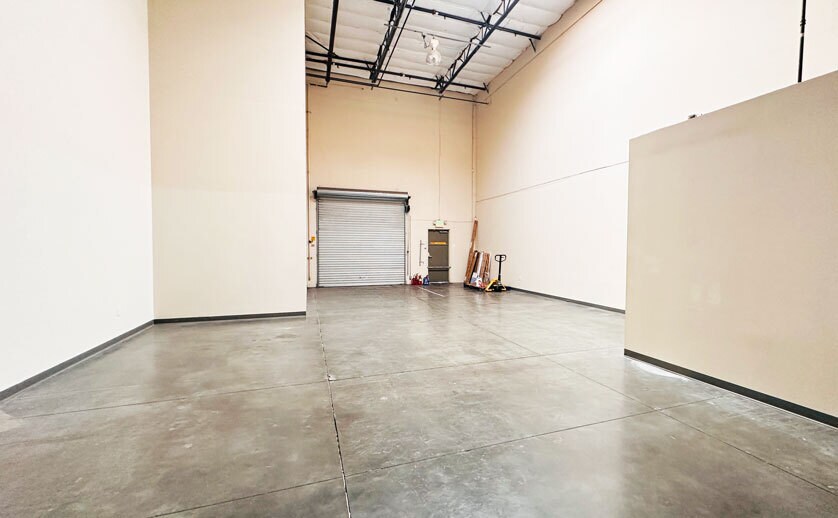 2720-2734 Bayview Dr, Fremont, CA à louer - Photo intérieure – Image 3 sur 8