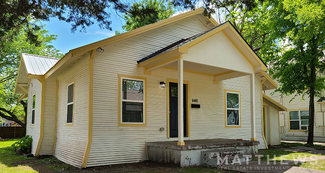 Plus de détails pour 1401 Monroe St, Commerce, TX - Logement à vendre