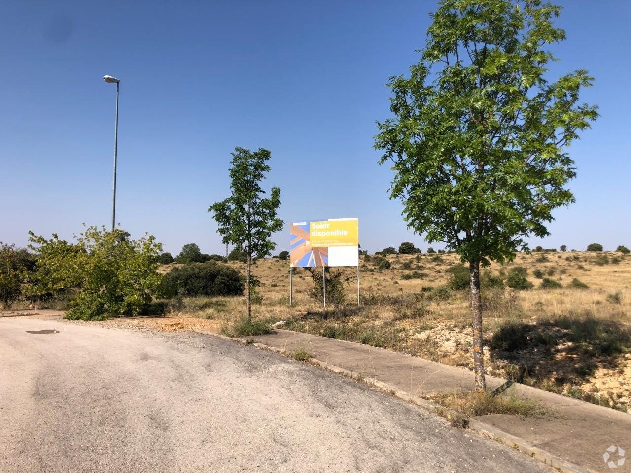 Terrain dans Sigüenza, Guadalajara à vendre Photo principale– Image 1 sur 2