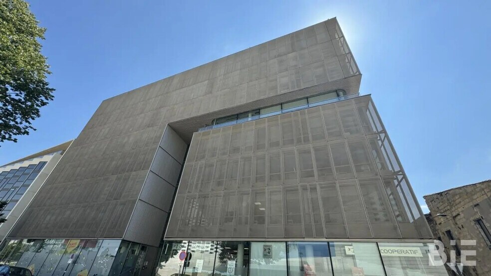 Bureau dans Bordeaux à louer - Photo de l’immeuble – Image 1 sur 6