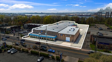 4865 Arthur Kill Rd, Staten Island, NY à louer Photo de l’immeuble– Image 1 sur 39