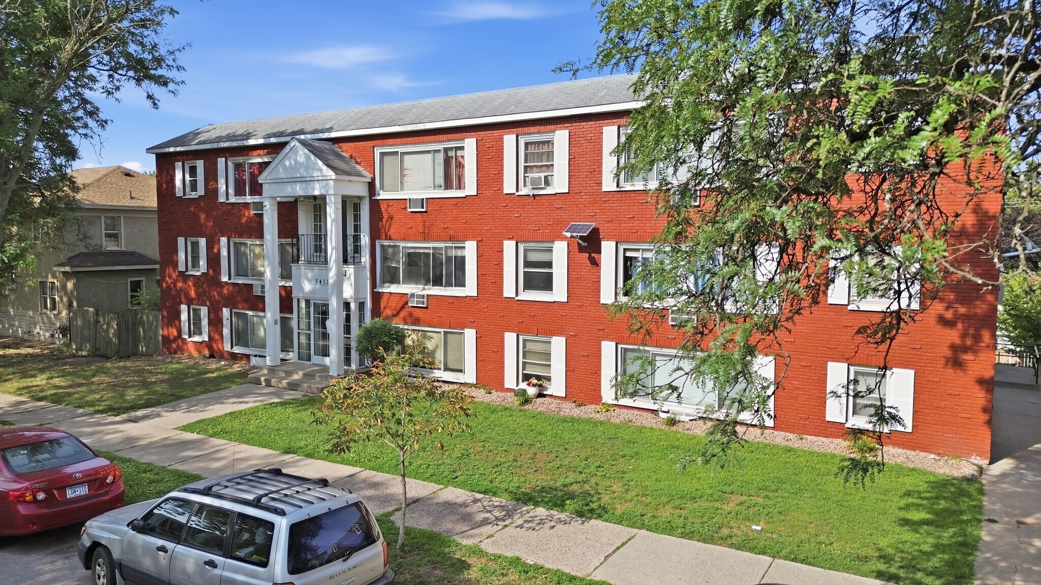 3412 Bloomington Ave S, Minneapolis, MN à vendre Photo de l’immeuble– Image 1 sur 25