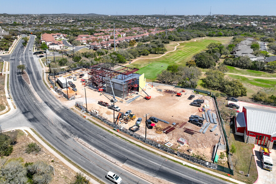 25395 Canyon Golf Rd, San Antonio, TX à louer - Photo principale – Image 1 sur 1