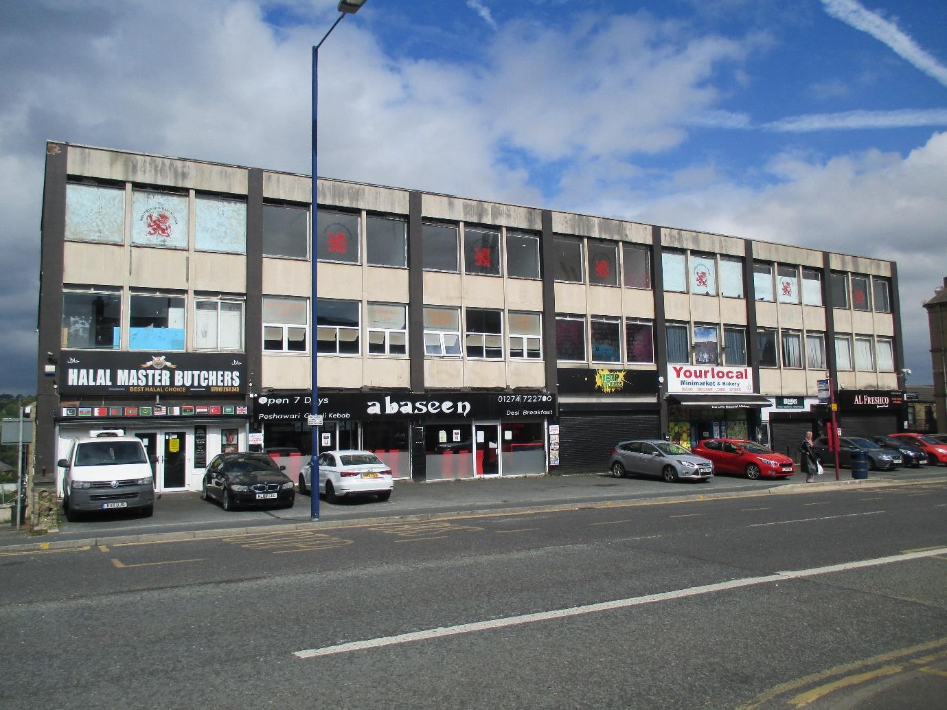 80-92 Manningham Ln, Bradford à louer Photo de l’immeuble– Image 1 sur 2