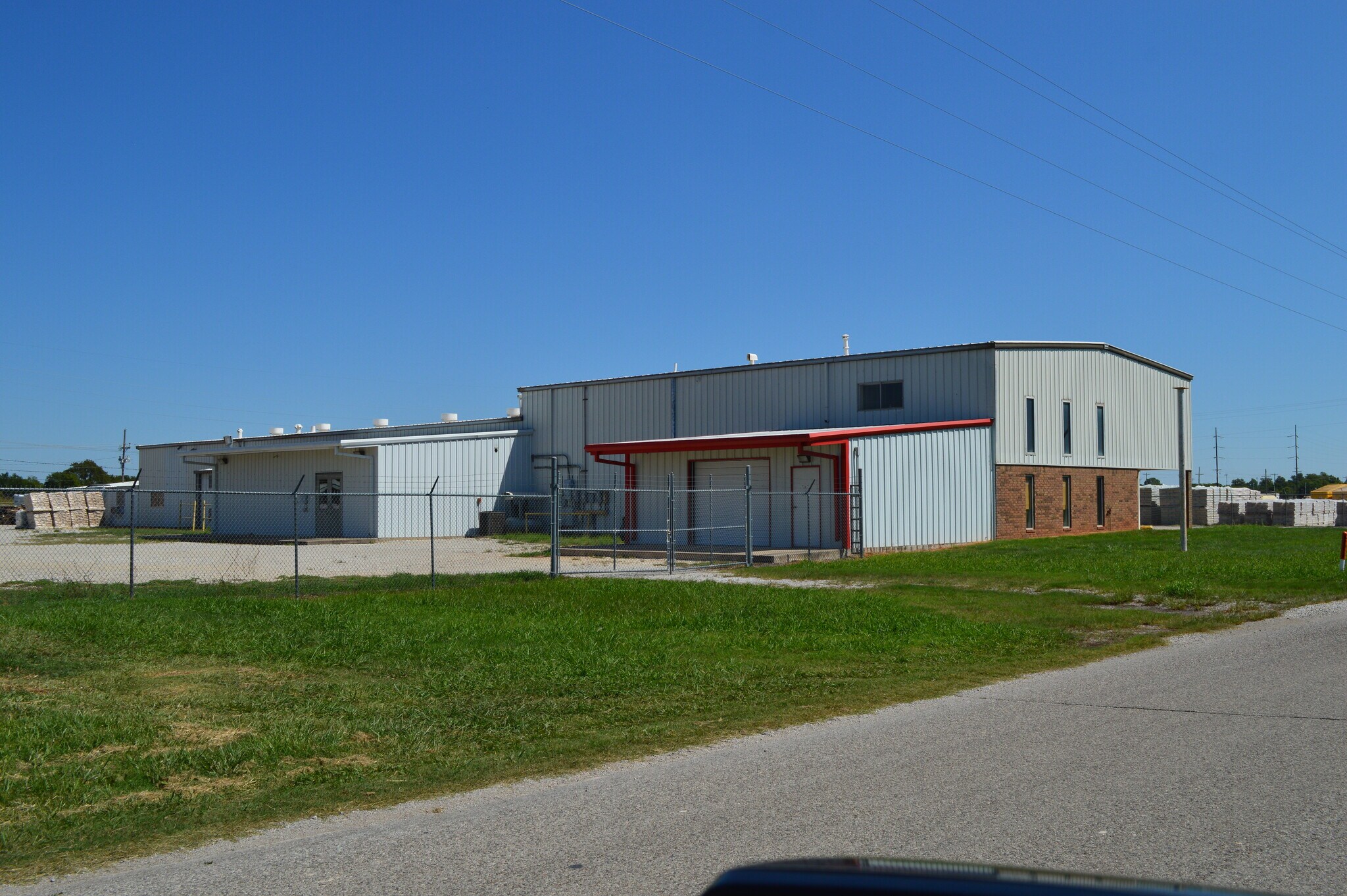 1709 Enterprise Blvd, Pauls Valley, OK à vendre Photo de l’immeuble– Image 1 sur 8