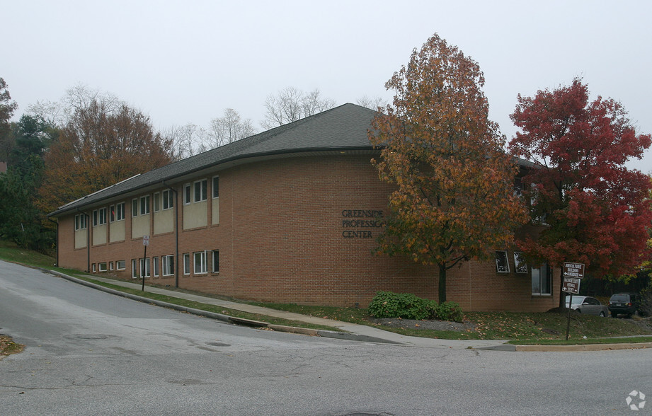 9727 Greenside Dr, Cockeysville, MD à louer - Photo de l’immeuble – Image 2 sur 5