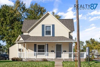 Plus de détails pour 448 7th Ave, Marion, IA - Bureau à vendre