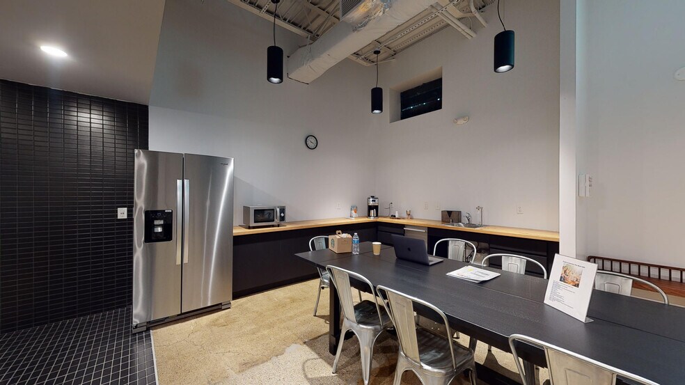 1282 Essex Ave, Columbus, OH à louer - Numérisation 3D Matterport – Image 2 sur 16