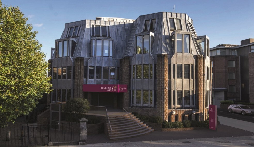 18-20 Kew Rd, Richmond à louer - Photo de l’immeuble – Image 1 sur 1