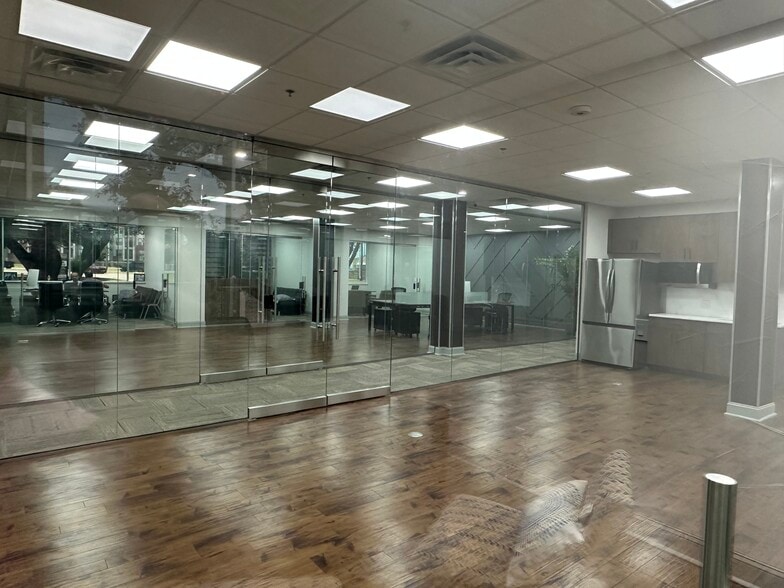 4320 N Belt Line Rd, Irving, TX à louer - Photo de l’immeuble – Image 1 sur 51
