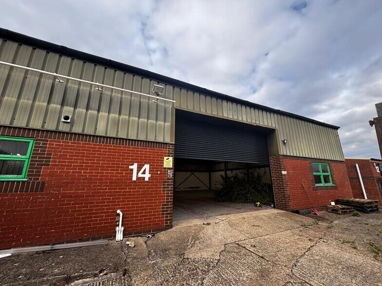 14-18 Page Rd, Norwich à louer - Photo de l’immeuble – Image 2 sur 6