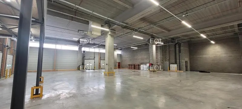 Industriel/Logistique dans Lyon à louer - Photo de l’immeuble – Image 2 sur 5