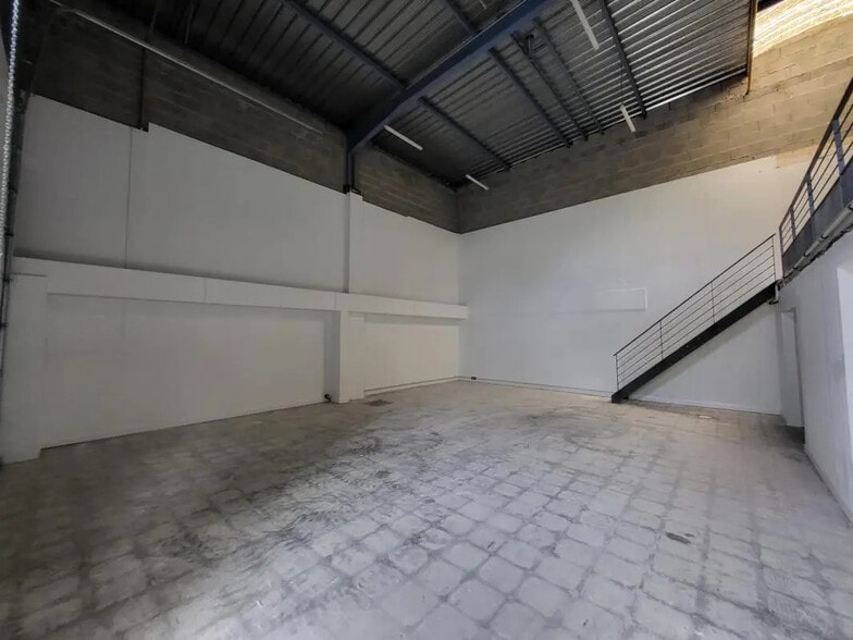 9 Rue Jean Rostand, Genas à louer - Photo de l’immeuble – Image 3 sur 7