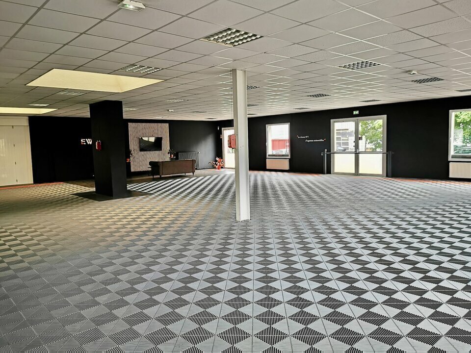 Local commercial dans Beauvais à louer Photo intérieure– Image 1 sur 5