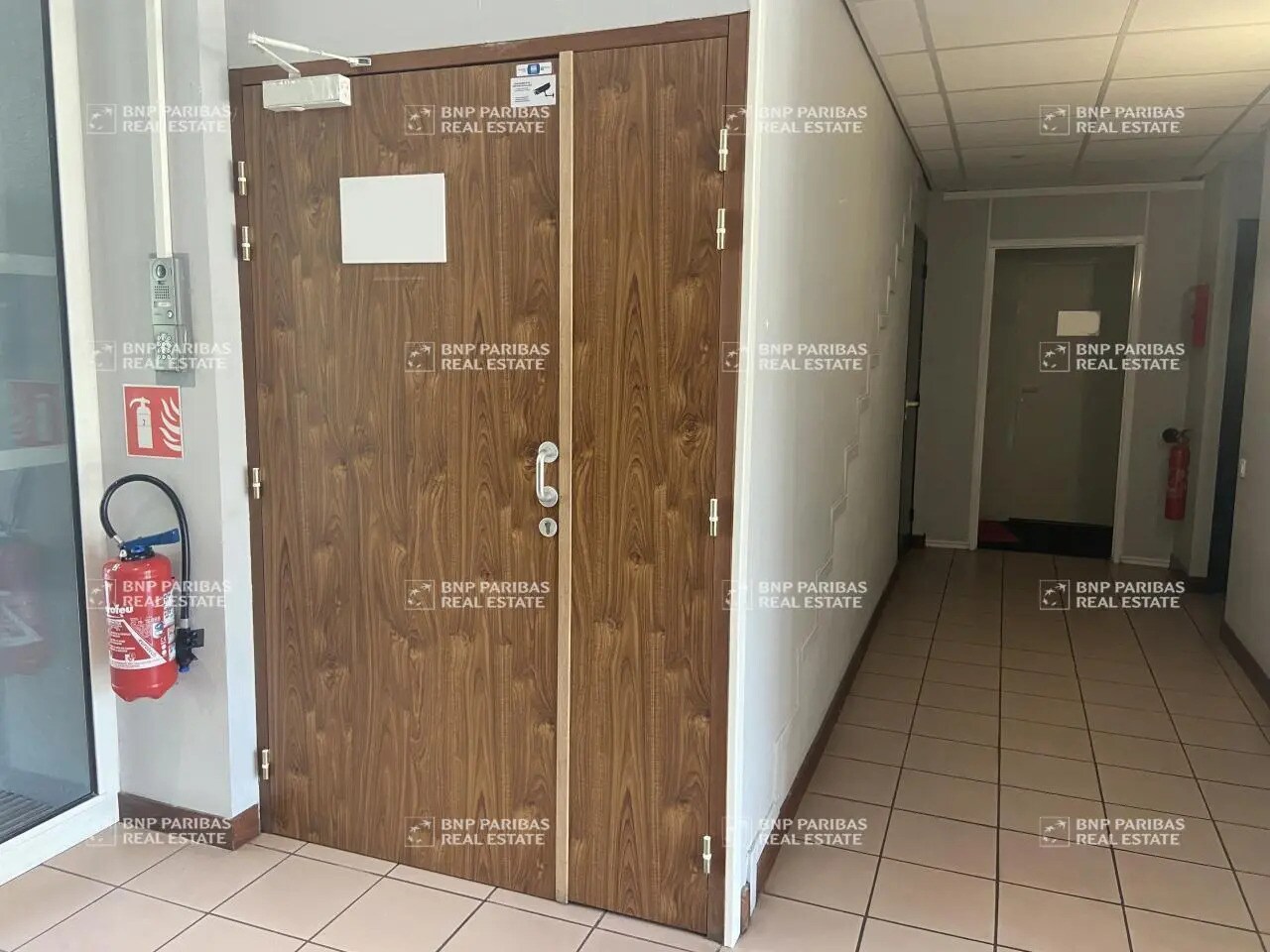 Bureau dans Meylan à louer Photo de l’immeuble– Image 1 sur 11