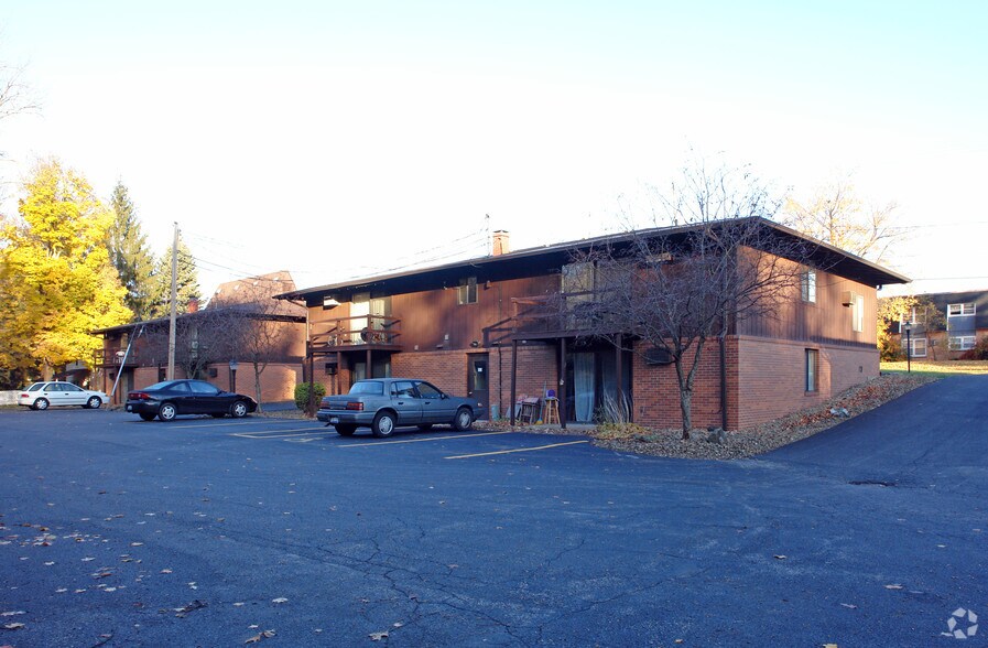 147-167 Shields Rd, Youngstown, OH à vendre - Photo de l’immeuble – Image 3 sur 8