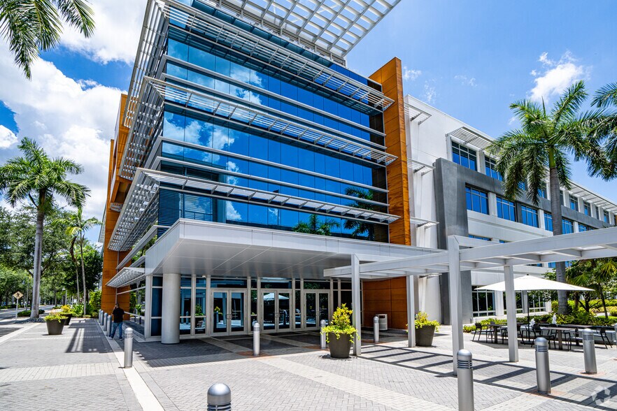 1800 N Military Trl, Boca Raton, FL à louer - Photo de l’immeuble – Image 3 sur 22