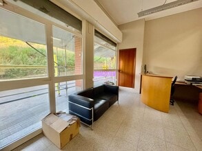 Local commercial dans Badalona, Barcelona à louer Photo intérieure– Image 2 sur 21