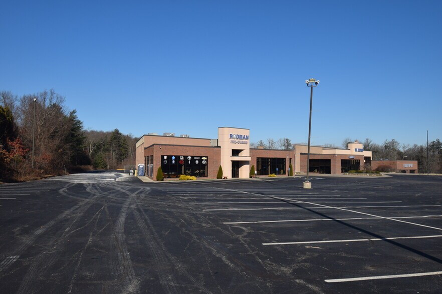 45-53 Washington St, Foxborough, MA à louer - Photo de l’immeuble – Image 3 sur 4