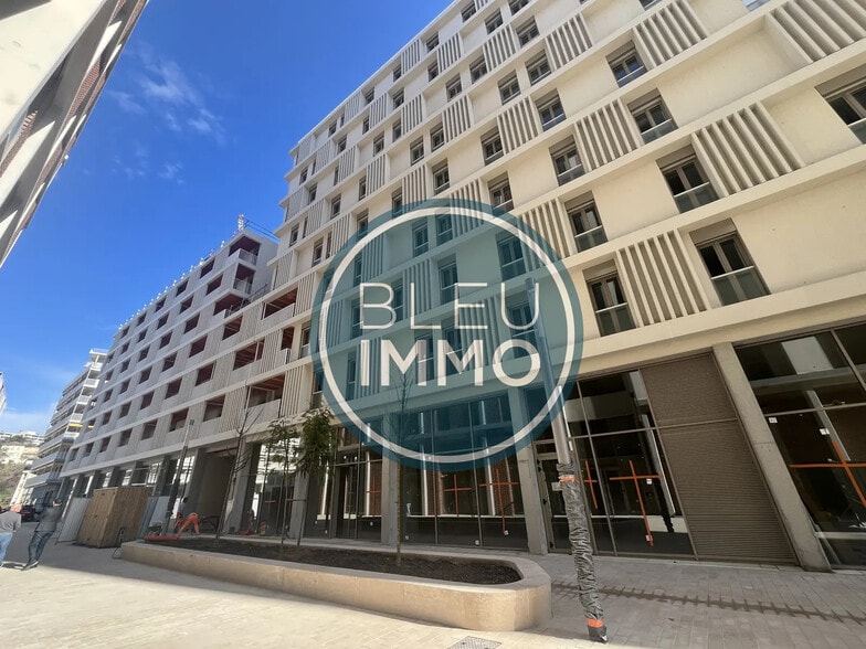 Rue Emmanuel Grout, Nice à louer - Photo de l’immeuble – Image 3 sur 4