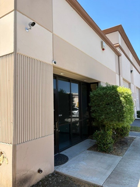 3502 Mars Way, Tracy, CA à louer Photo de l’immeuble– Image 1 sur 2