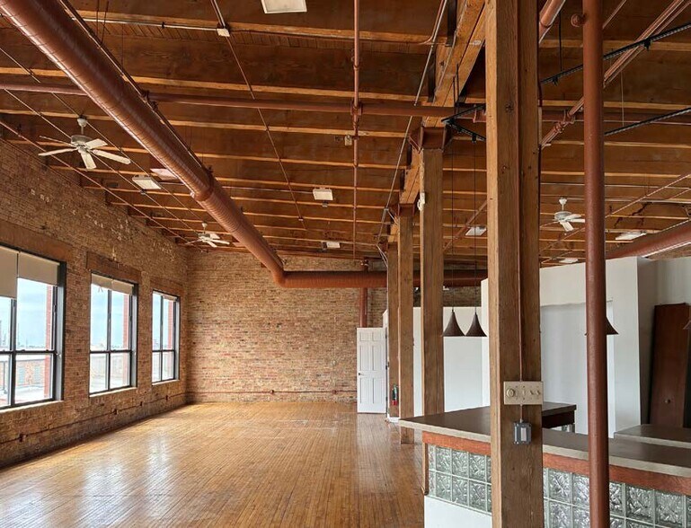 2000 W Carroll Ave, Chicago, IL à louer - Photo intérieure – Image 3 sur 4