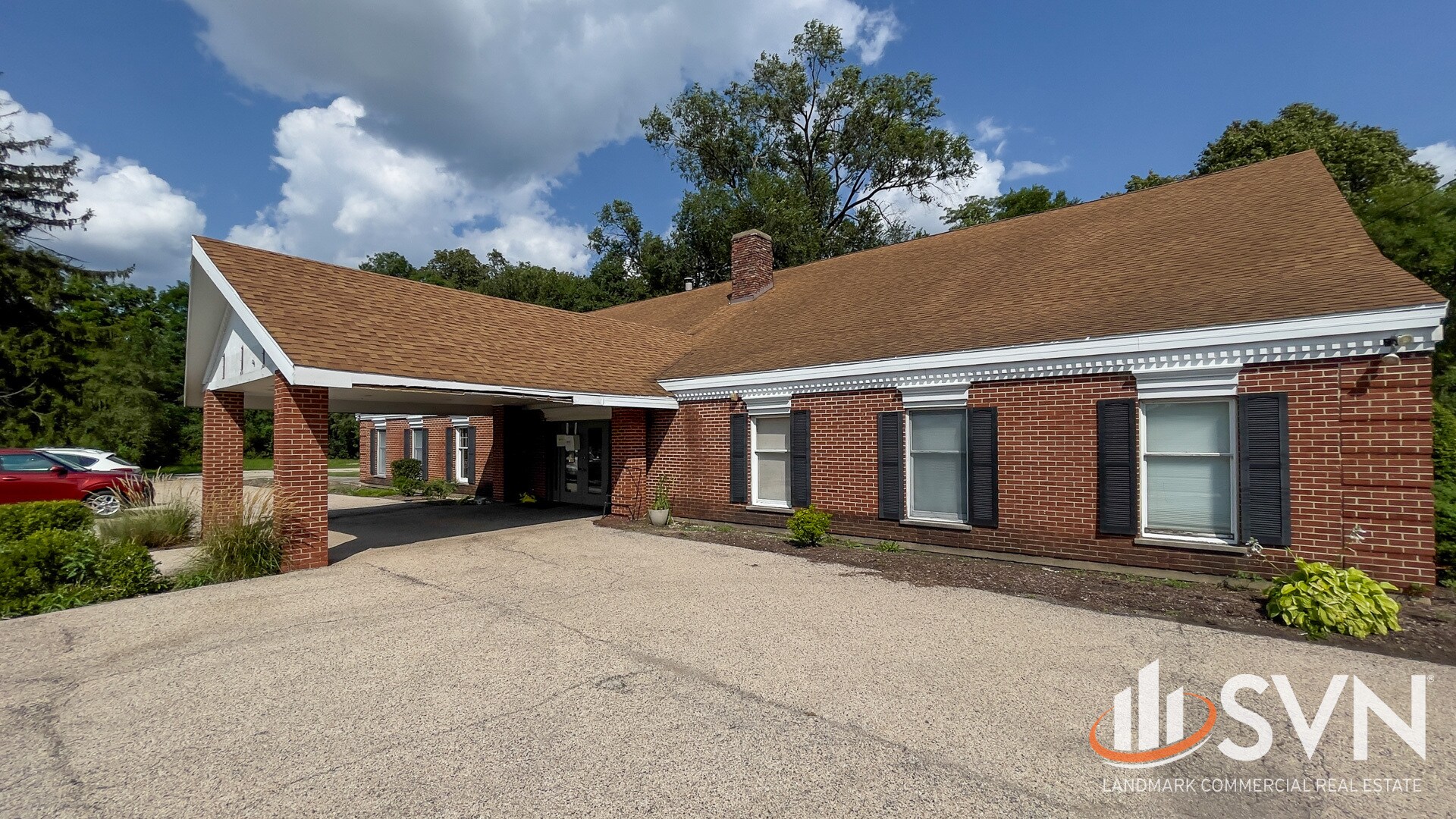 455 E Main St, Dundee, IL à louer Photo de l’immeuble– Image 1 sur 6