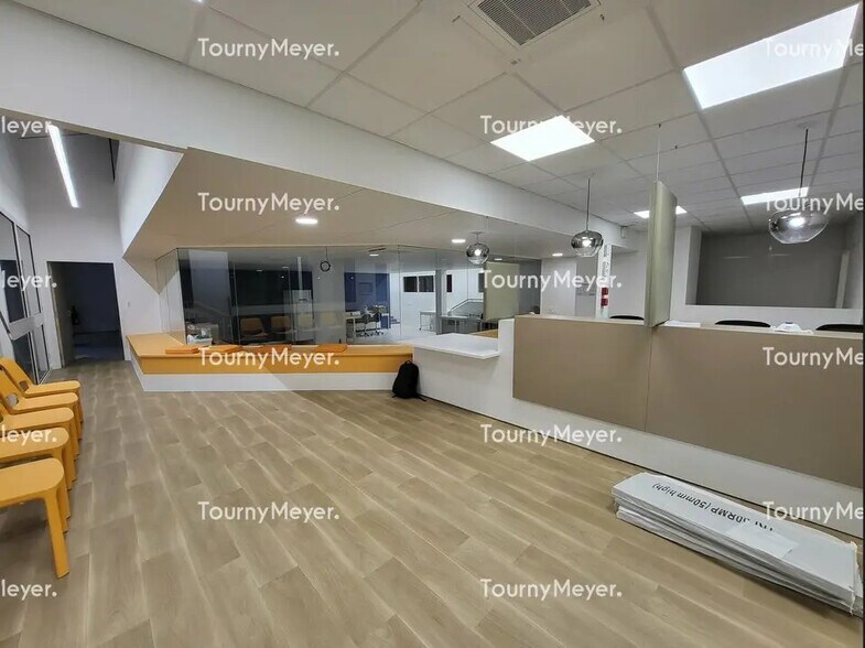 Local commercial dans Bidart à vendre - Photo de l’immeuble – Image 3 sur 6