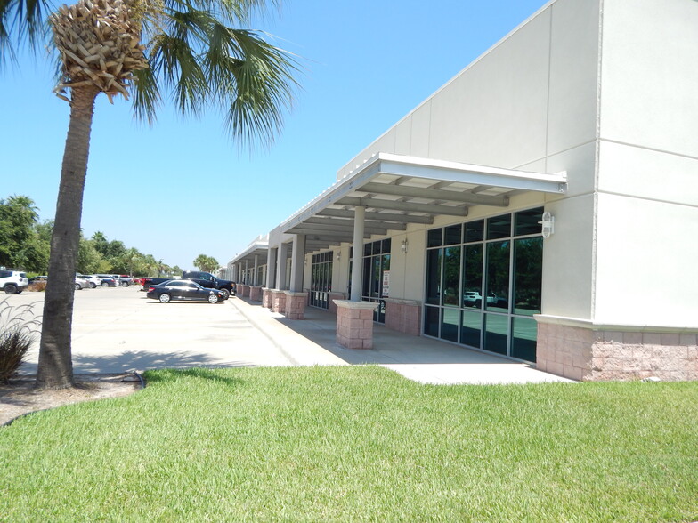 5000 W Military Hwy, McAllen, TX à louer - Photo de l’immeuble – Image 3 sur 6