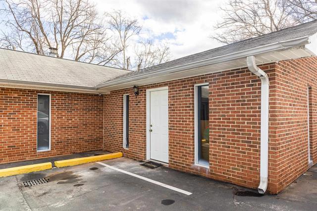 250 Cedar Springs Ave, Spartanburg, SC à vendre - Photo de l’immeuble – Image 3 sur 17