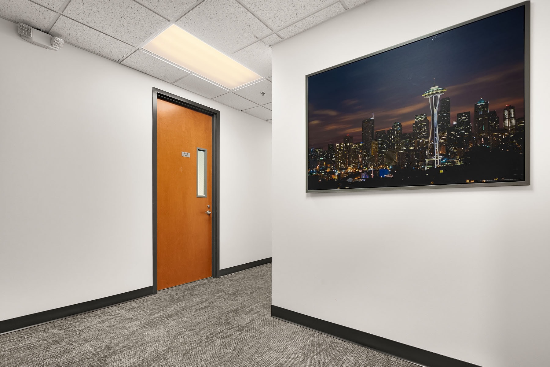 8015 SE 28th St, Mercer Island, WA à louer Photo intérieure– Image 1 sur 4