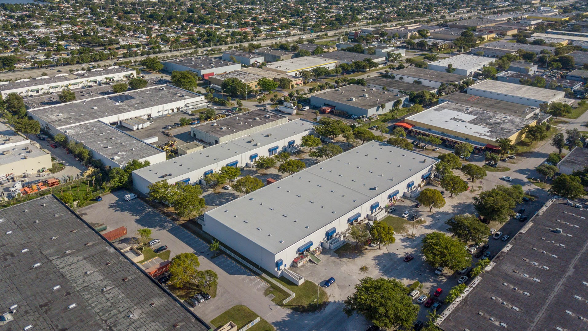 5401 NW 163rd St, Hialeah, FL à louer Photo intérieure– Image 1 sur 3